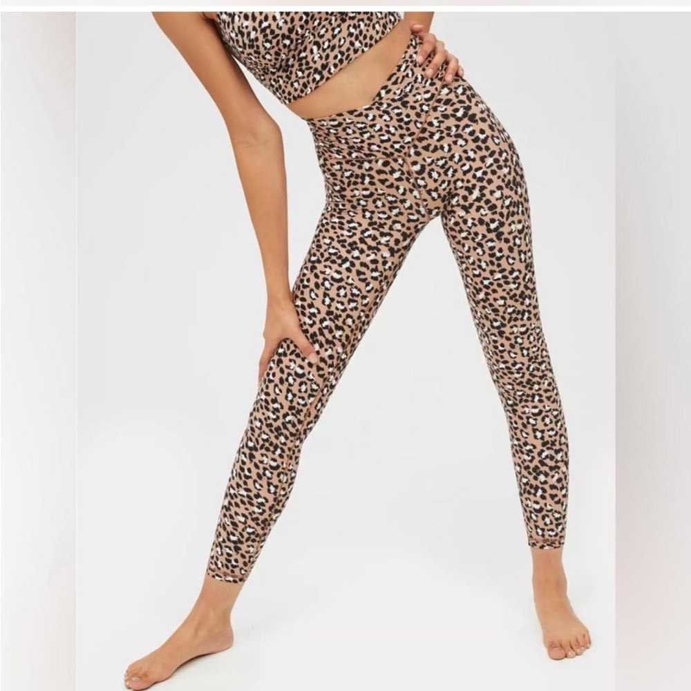 Aerie crossover leggings
